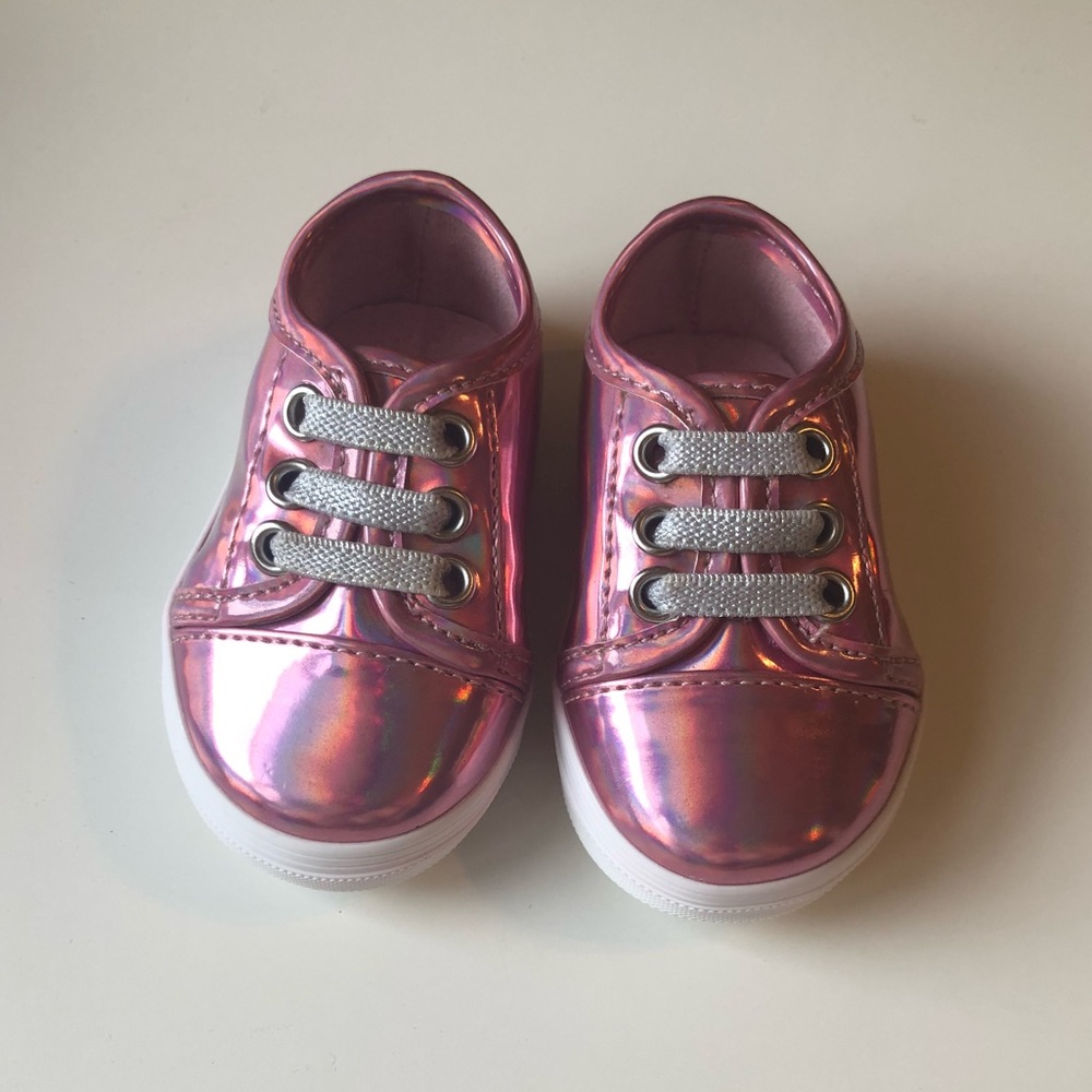 NWOT Stuart Weitzman Baby Eden London Pink Sneaker